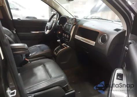 2016 Jeep Compass High Altitude Edition z USA, uszkodzony, nr VIN 1C4NJDEB2GD802461